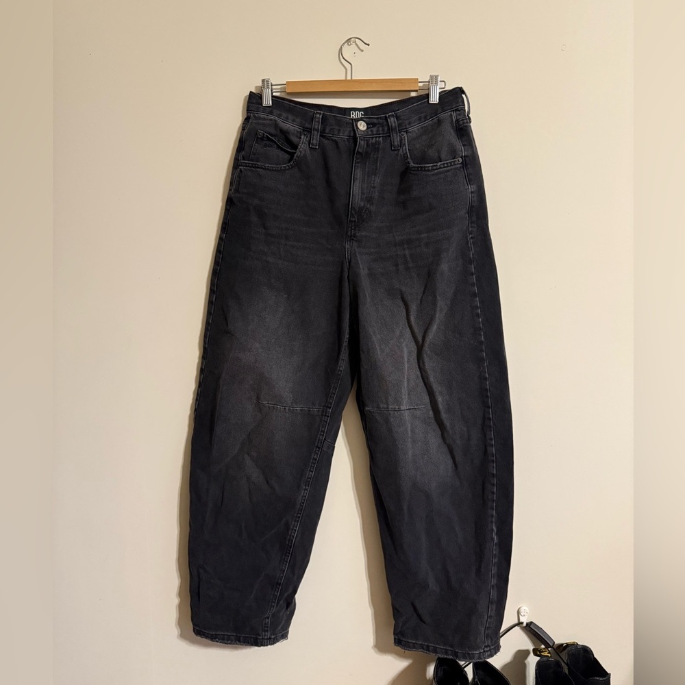 BDG Women's Barrel Black Jeans